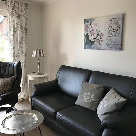 Apartamento Sylter-rose-suedterrasse-mit-strandkorb Westerland